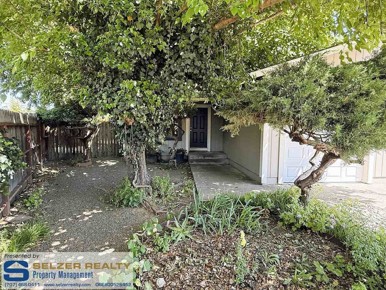 1500 Riesling Ct - Photo 2 of 5