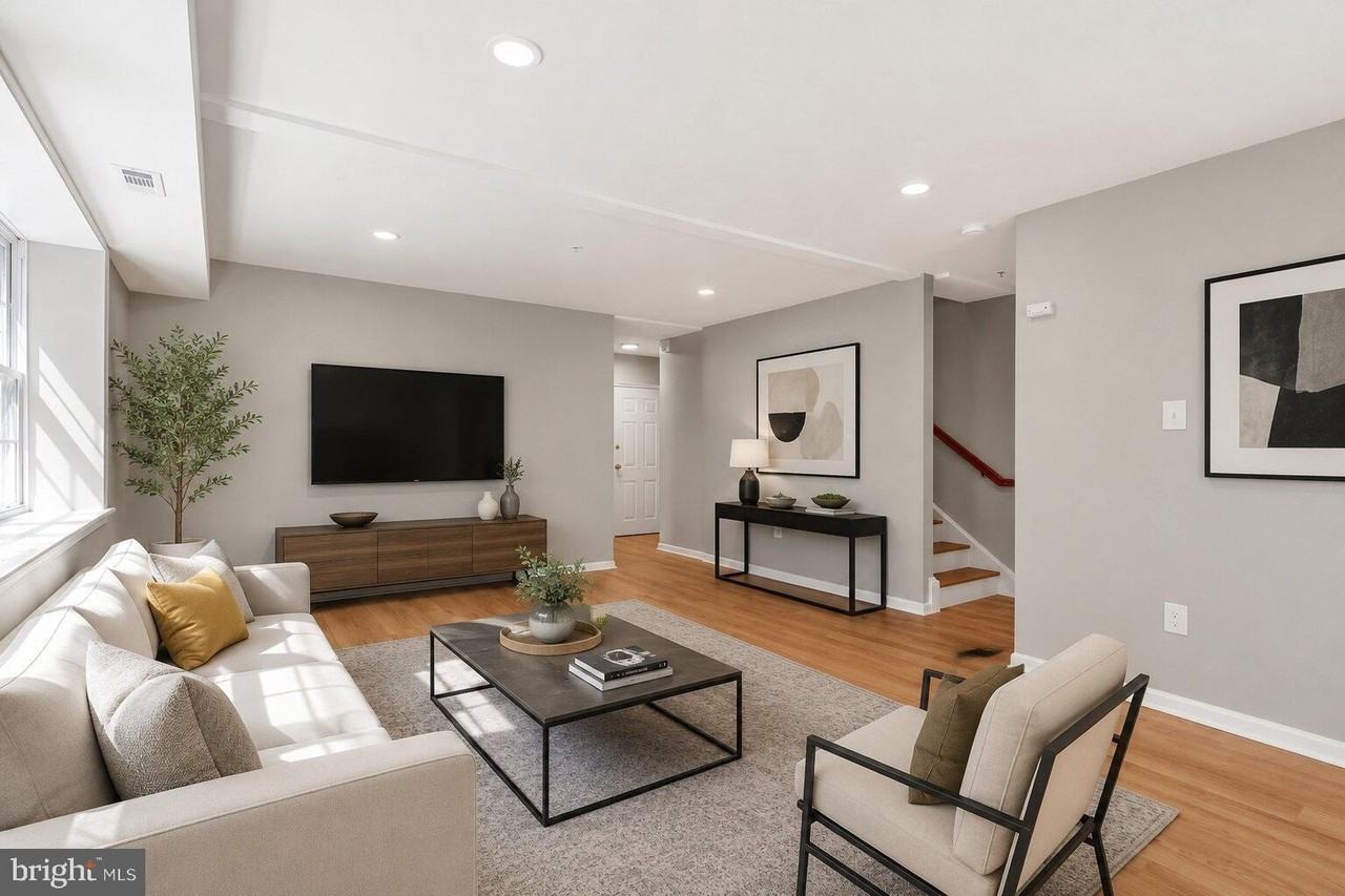 1008 Rittenhouse St Nw #15 - Photo 3 of 39