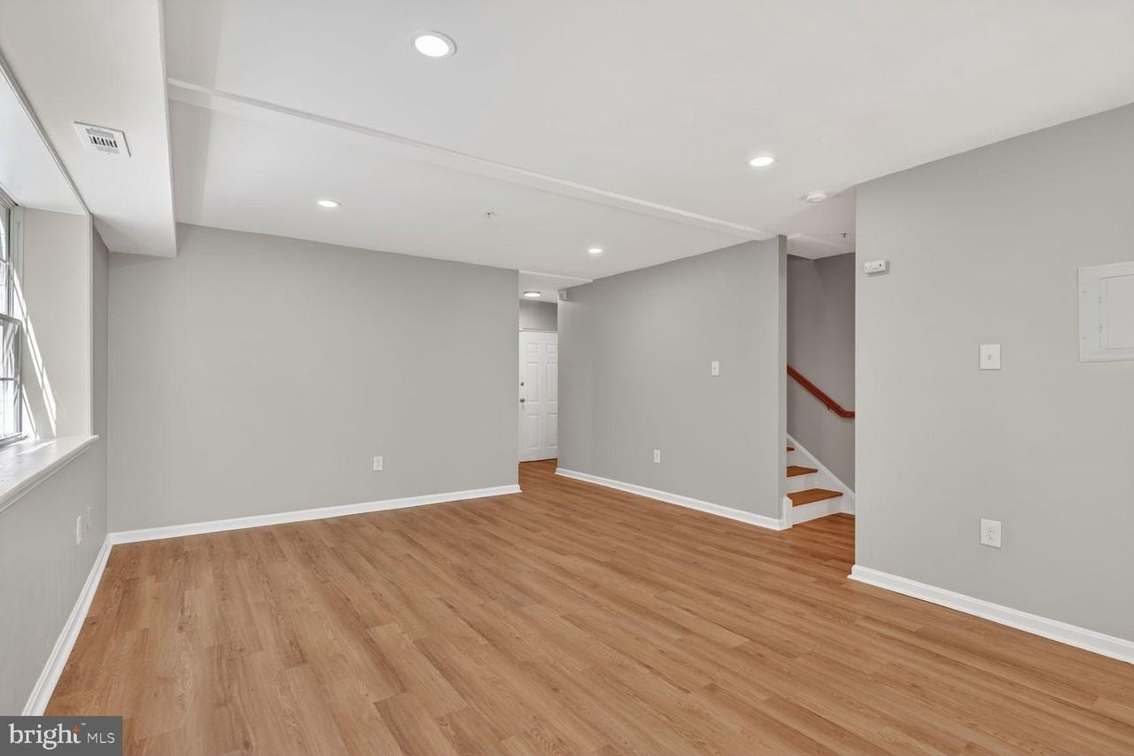 1008 Rittenhouse St Nw #15 - Photo 4 of 39