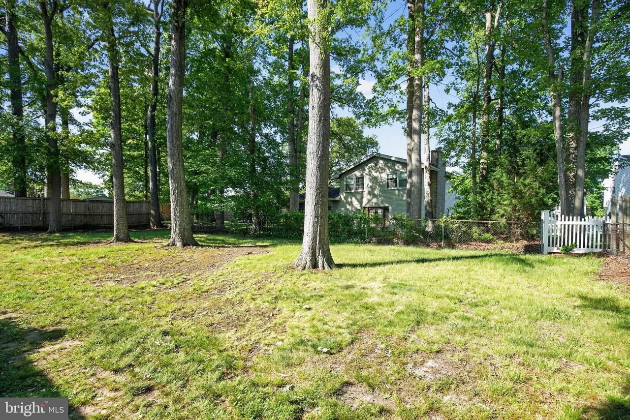 5004 Nicholas Rd - Photo 5 of 31