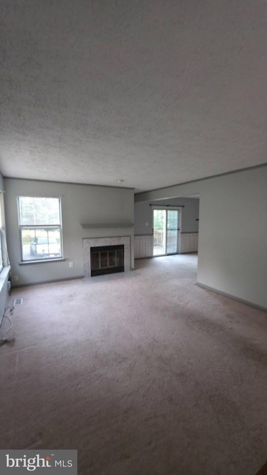 2202 N Tollgate Cir - Photo 3 of 20