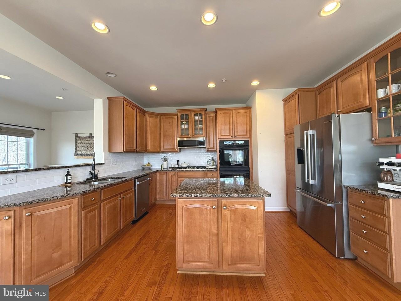 1600 Regent Manor Ct - Photo 5 of 22