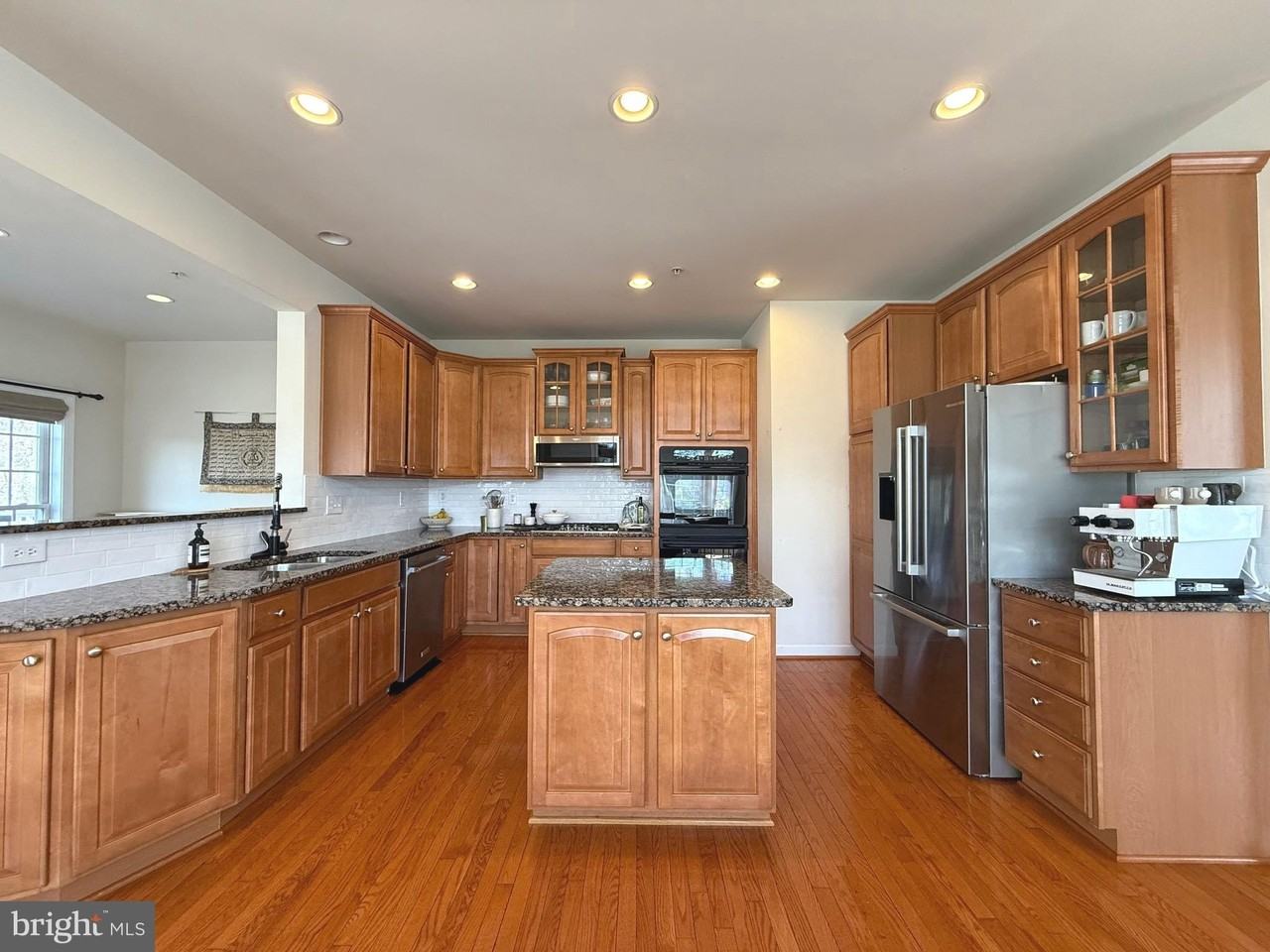 1600 Regent Manor Ct - Photo 6 of 22