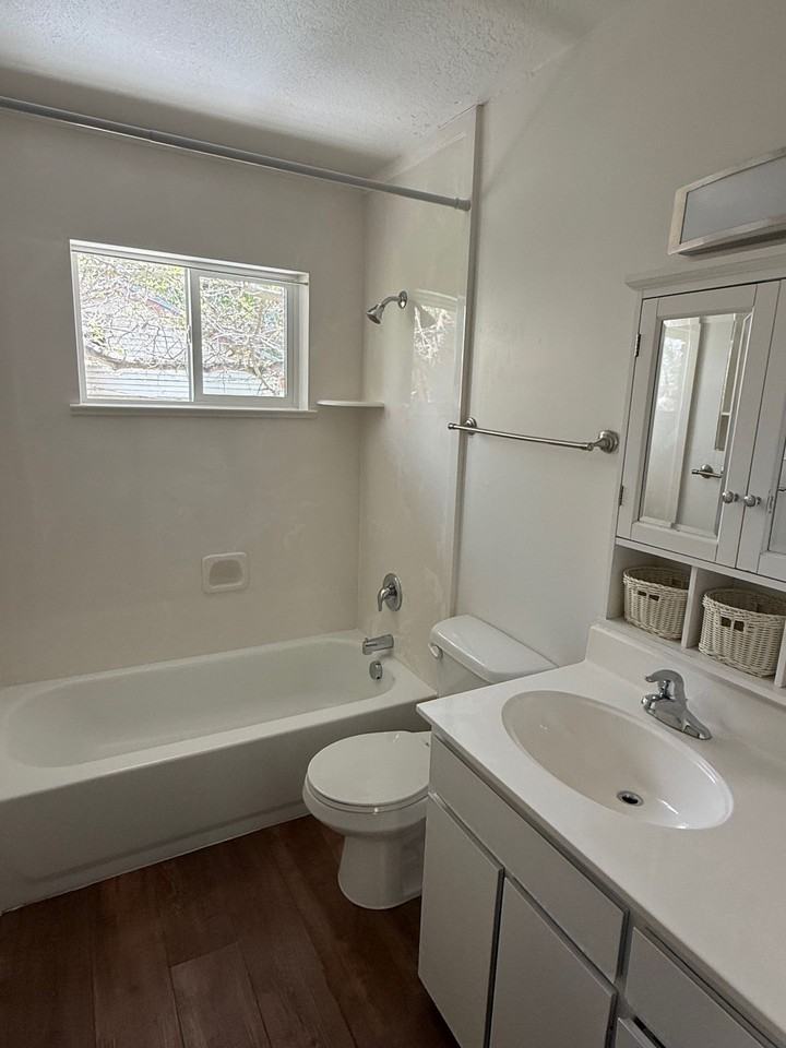 54 W Clearfield triplex - Photo 5 of 6