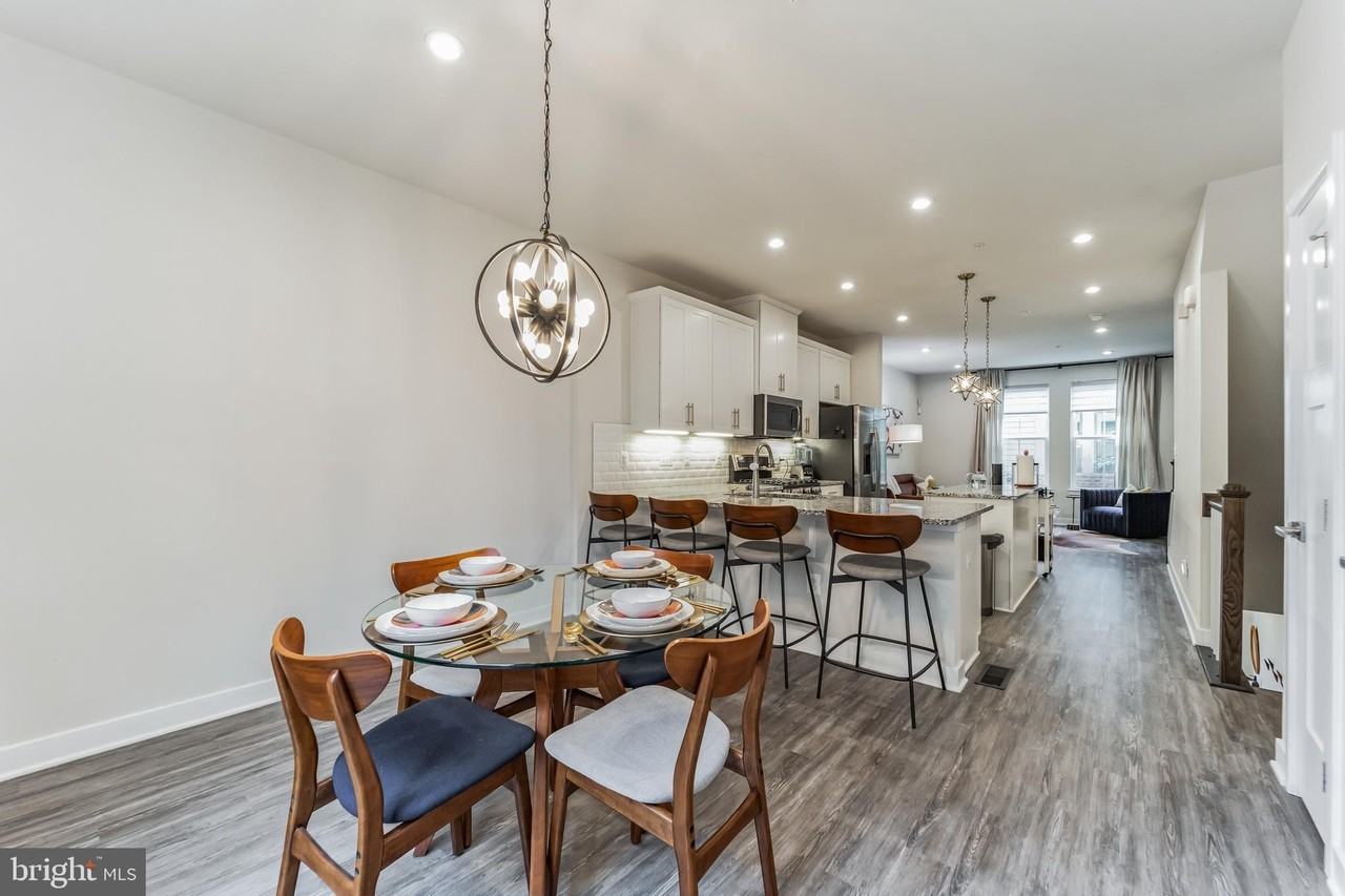 6212 Monitor St - Photo 5 of 22
