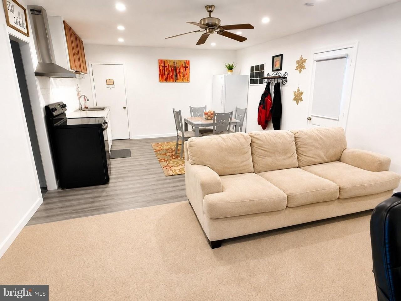 8503 Rockwell Dr - Photo 3 of 6
