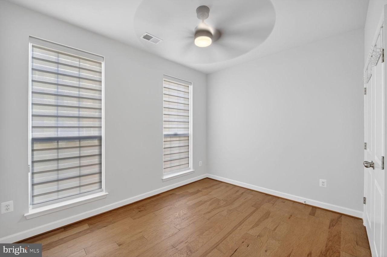 620 Halsey Way - Photo 3 of 25