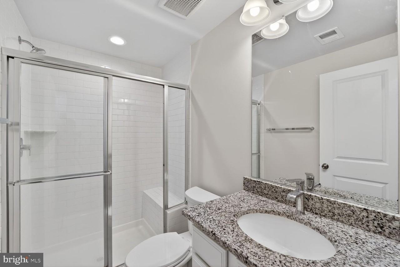 620 Halsey Way - Photo 4 of 25