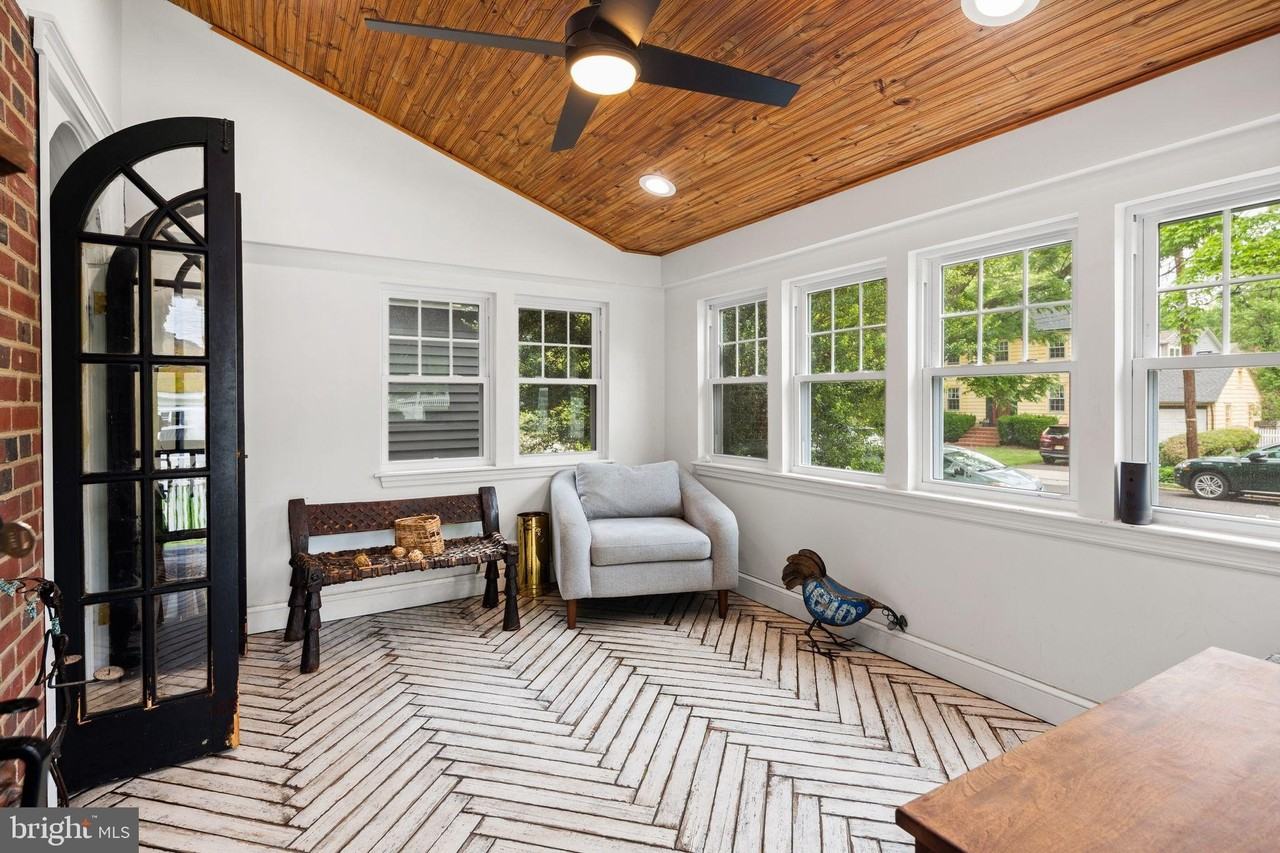 316 Estaugh Ave - Photo 3 of 15