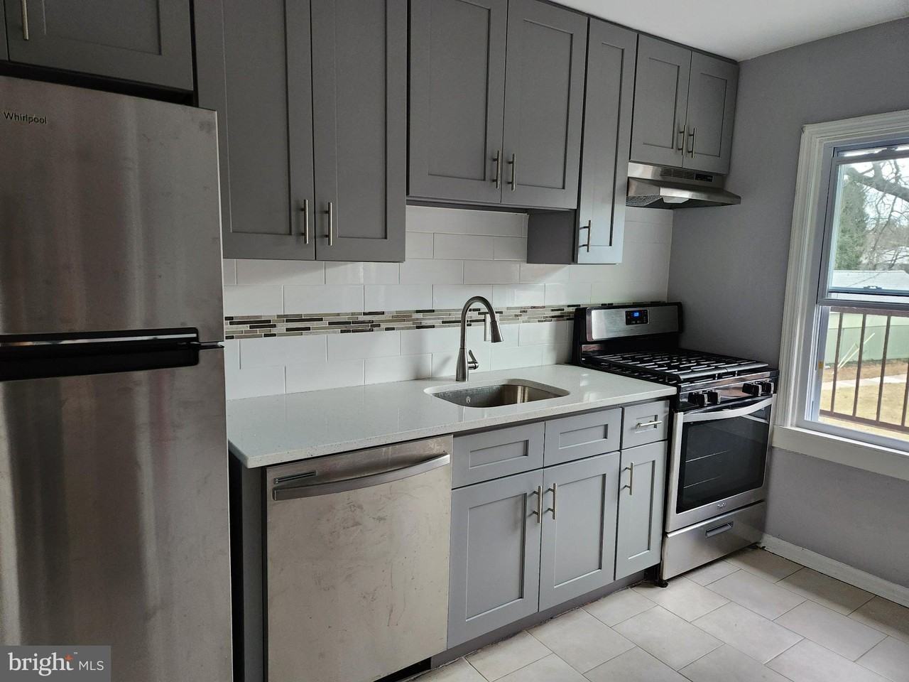 123 Cherry Parke Unit D #D - Photo 2 of 9