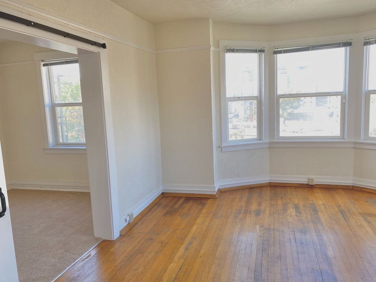 St Florence Apartments - Photo 7 of 37