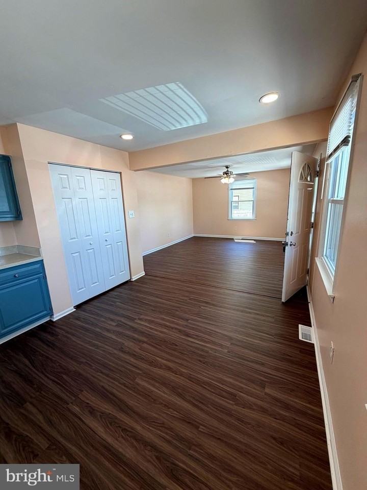 478 Jarvis Rd - Photo 5 of 13