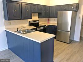 featured image of 923 Washington St #104