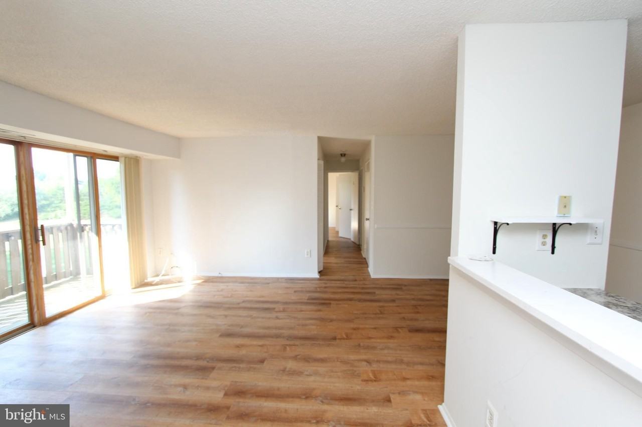 1915 Aspen Dr - Photo 4 of 27