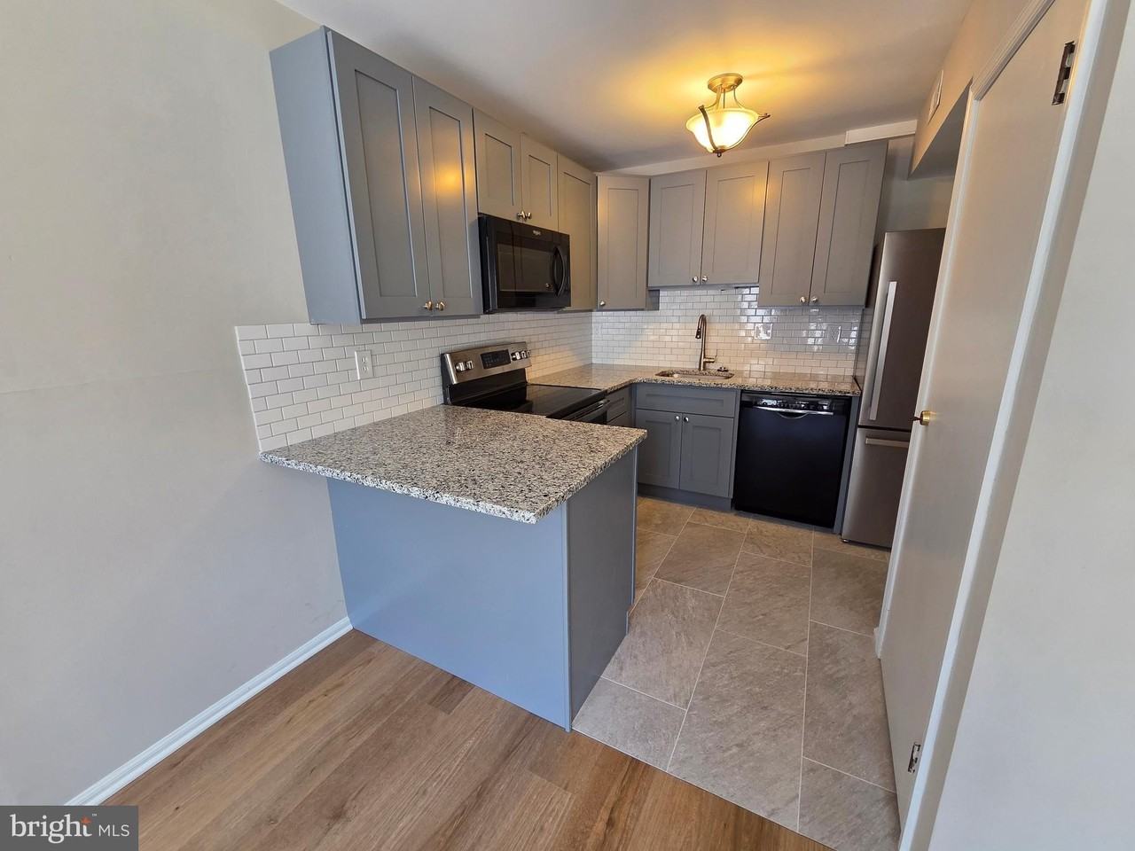 11-13 Aspen Way - Photo 6 of 16