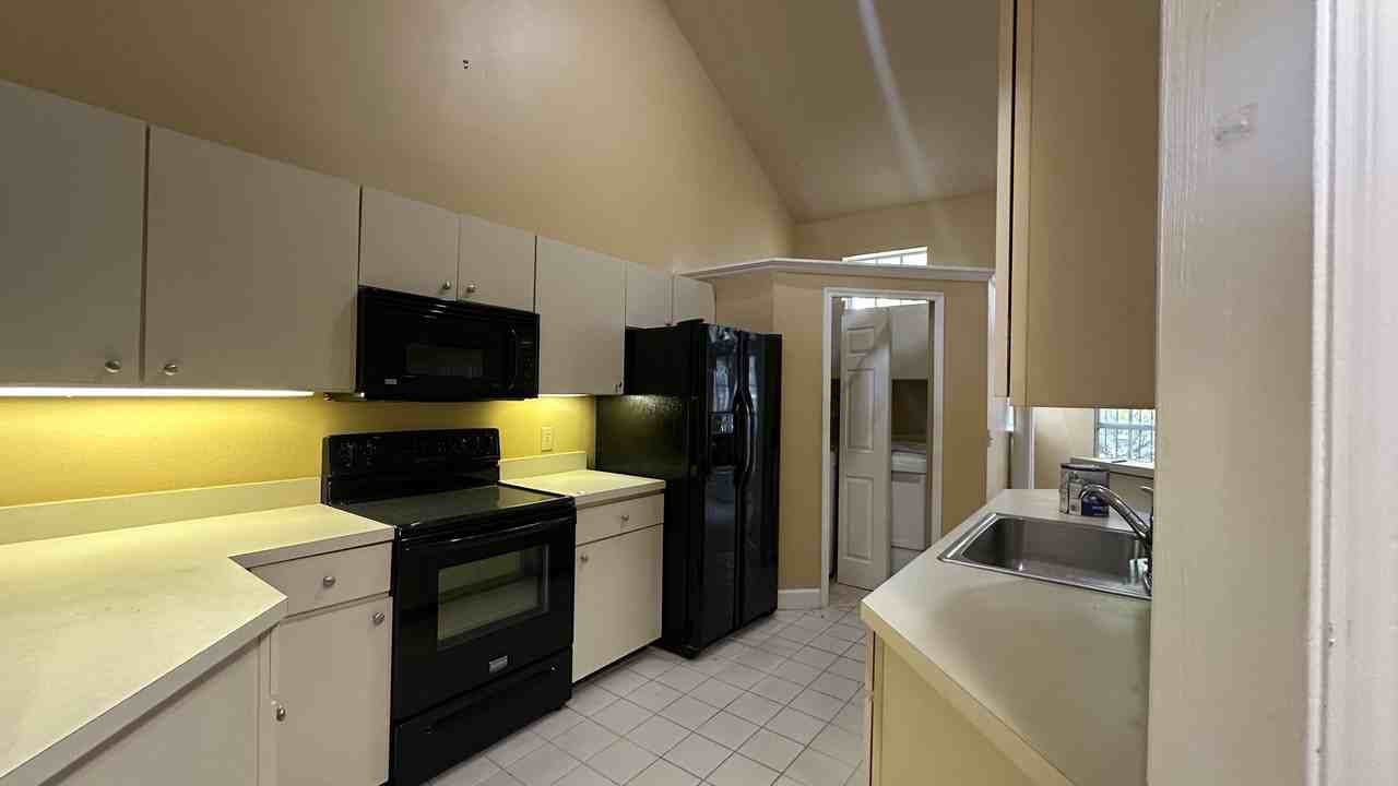 1567 Farrindon Cir - Photo 2 of 24
