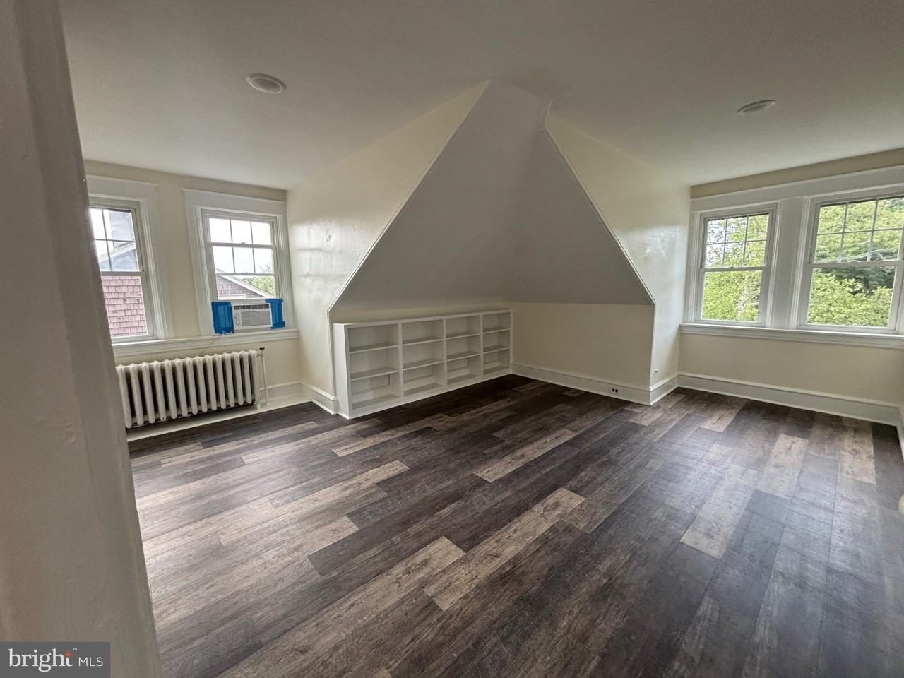724 Main St #3 - Photo 6 of 13