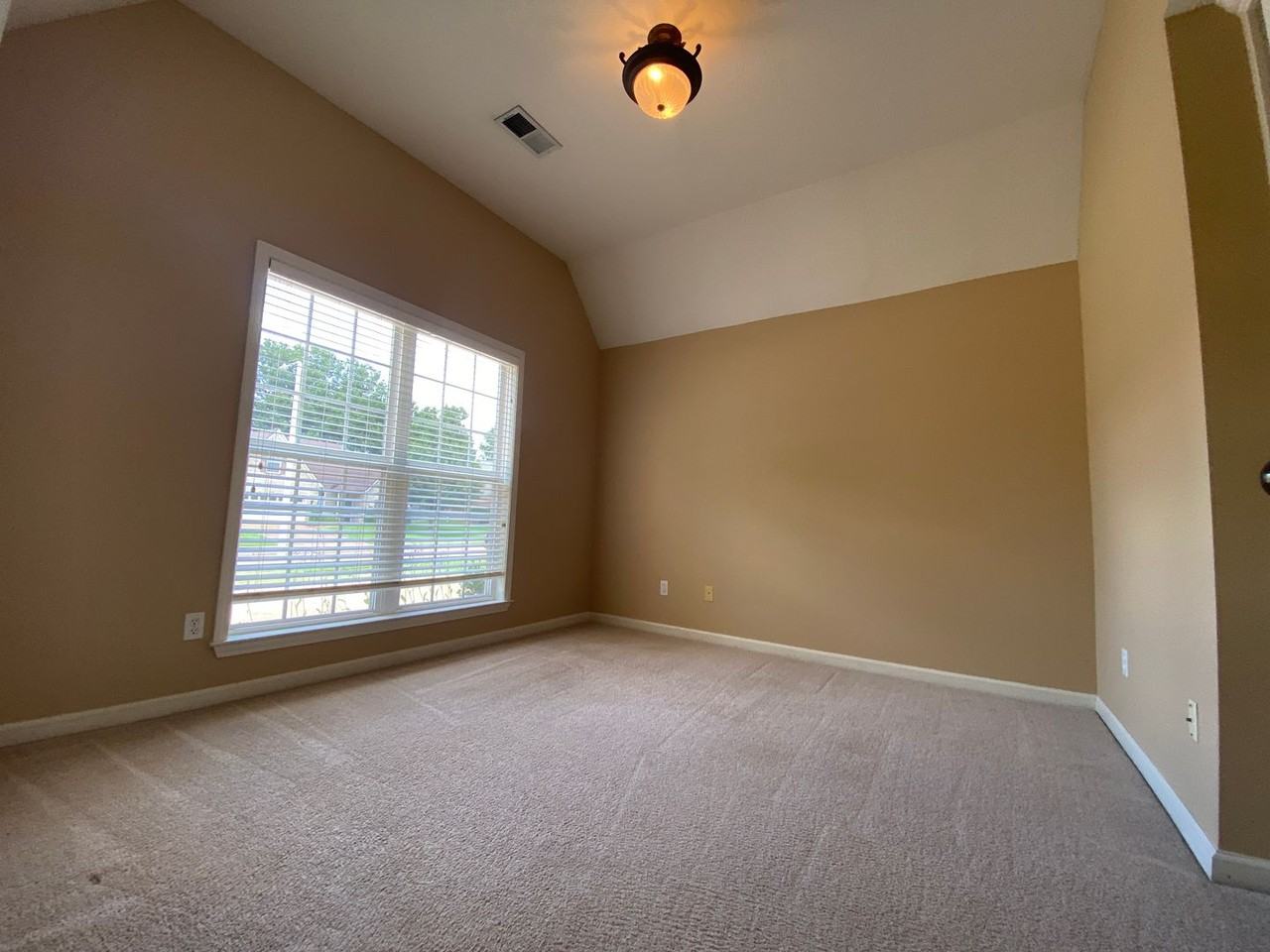7835 Anna Calla Way - Photo 4 of 29