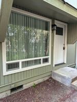 featured image of 1527 Santiam Rd Se