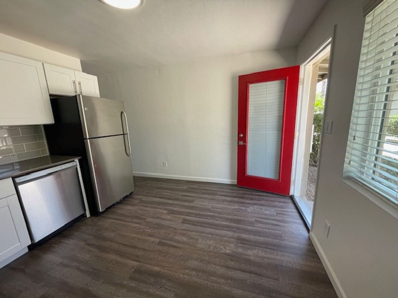 8615 E Coronado Rd #A - Photo 5 of 30