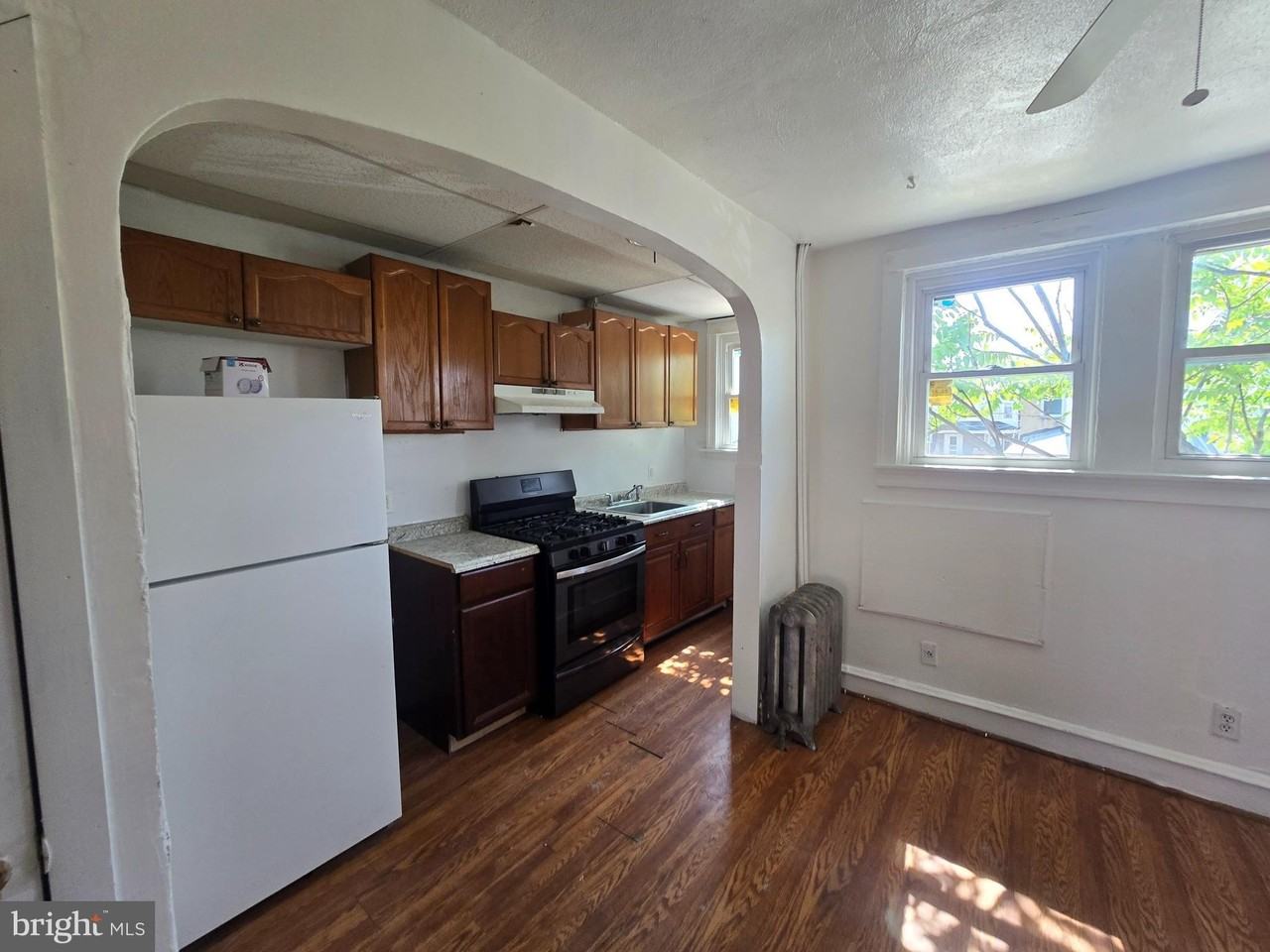 2108 Scattergood St - Photo 5 of 16