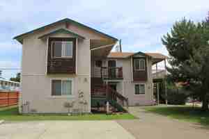 featured image of 503 E River Ave