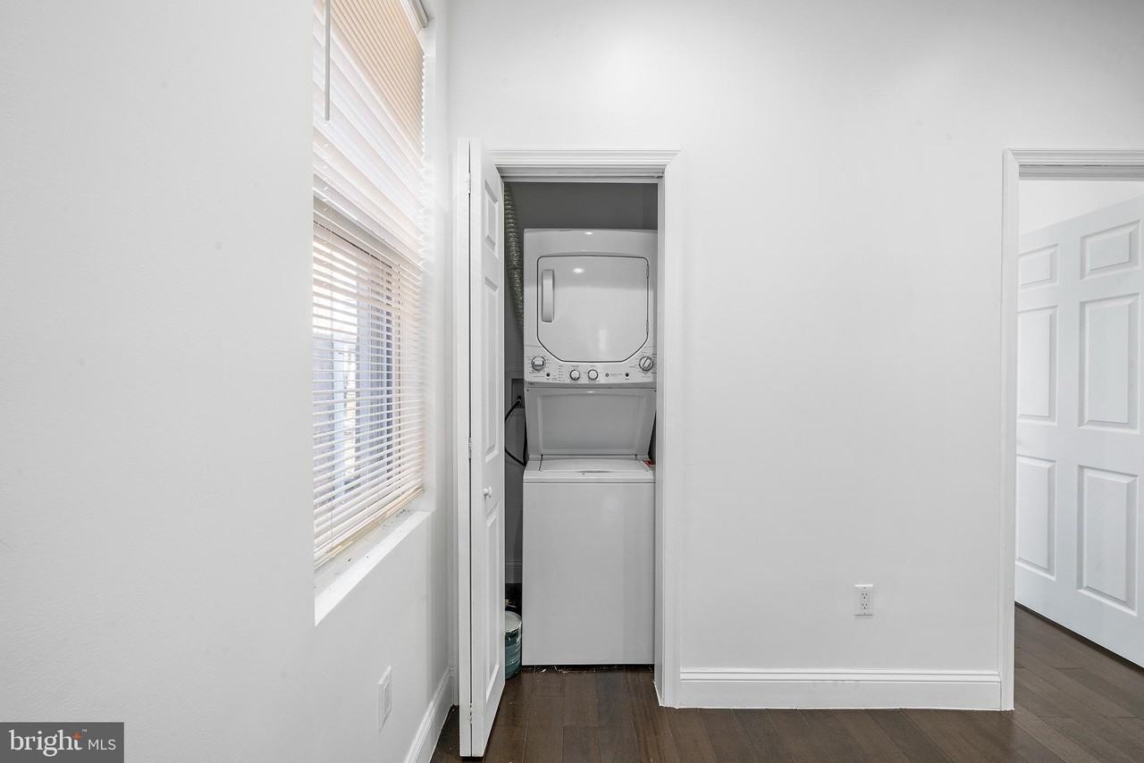 2319 N College Ave #B - Photo 7 of 31