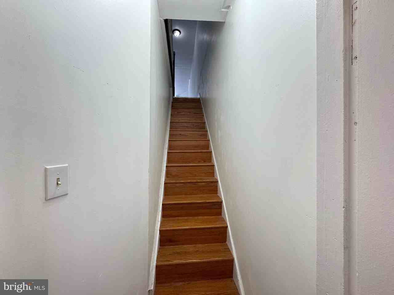 325 N Preston St #2 - Photo 4 of 21