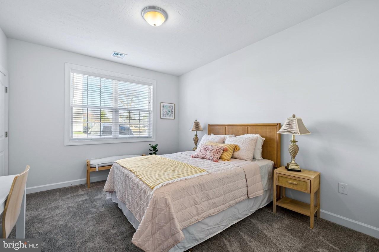 2105 Lincoln Way - Photo 7 of 18