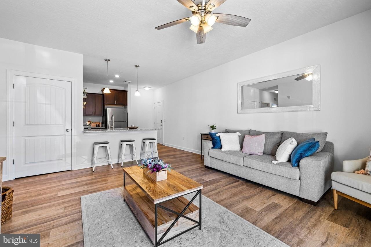 1207 Lincoln Way - Photo 5 of 18