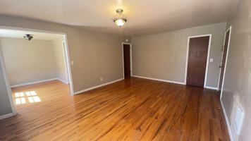 featured image of 800 S Oakdale Ave