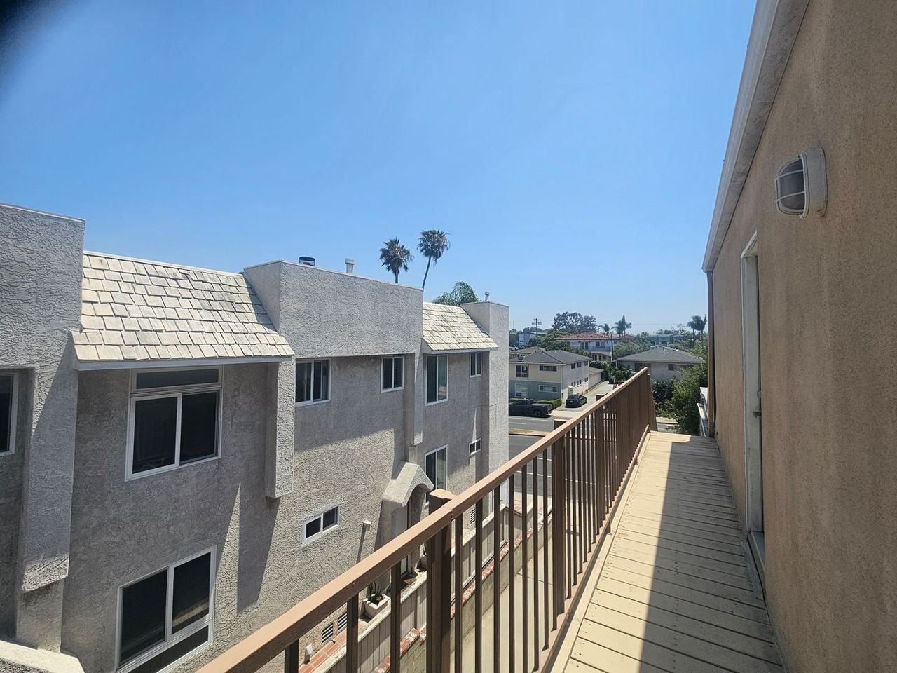 1311 Manhattan Beach Blvd #3 - Photo 4 of 18