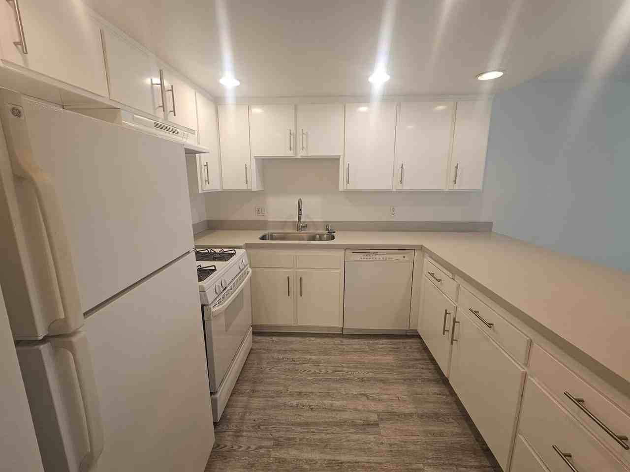 1311 Manhattan Beach Blvd #3 - Photo 5 of 18
