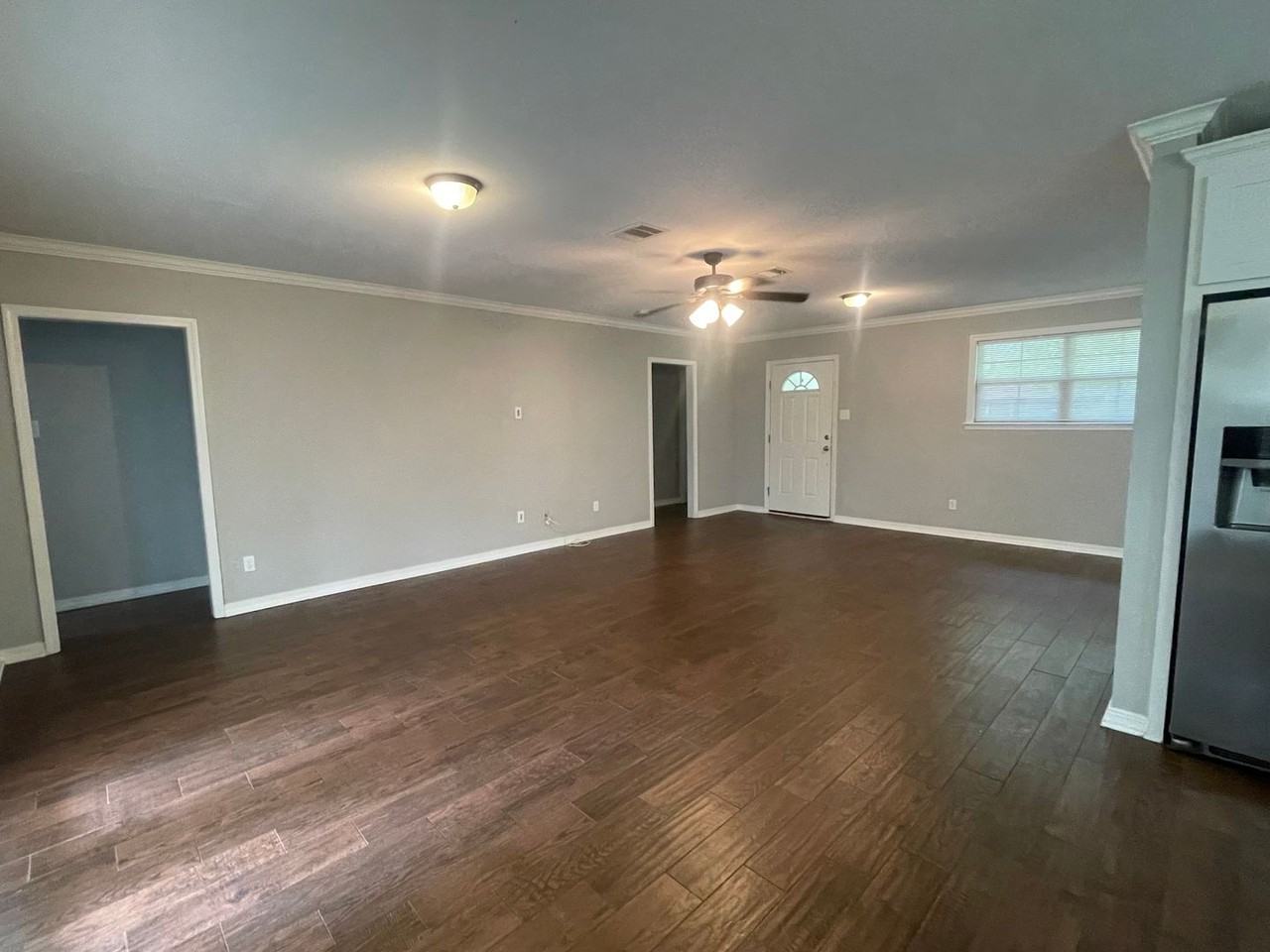 2033 Horton Ave - Photo 5 of 14