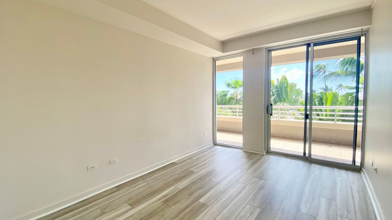 1 Keahole Pl #1403 - Photo 7 of 23