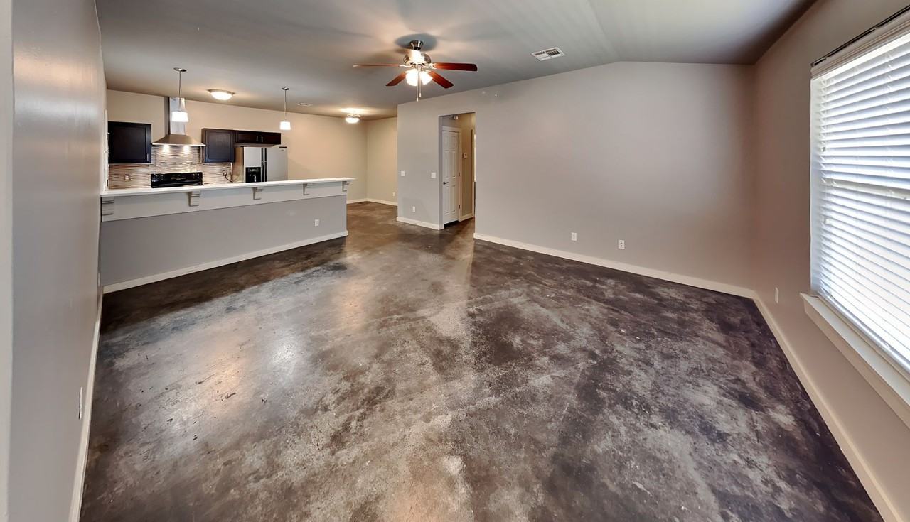 11153 Nw 5th Ter - Photo 4 of 16