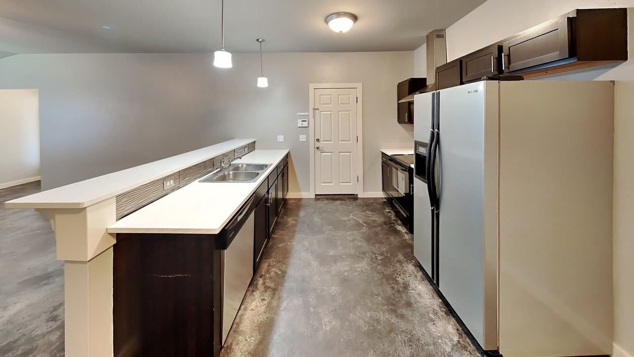 11153 Nw 5th Ter - Photo 7 of 16