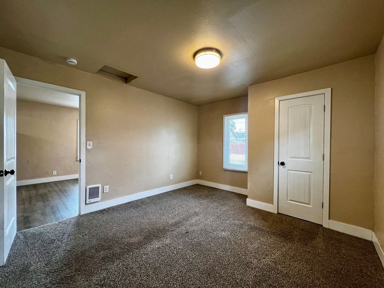 1208 Saint Helens St - Photo 7 of 12