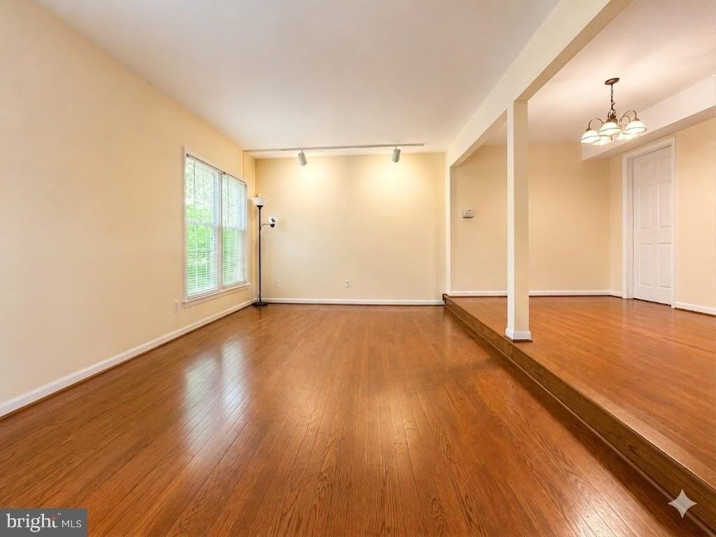 9693 Scotch Haven Dr - Photo 5 of 18