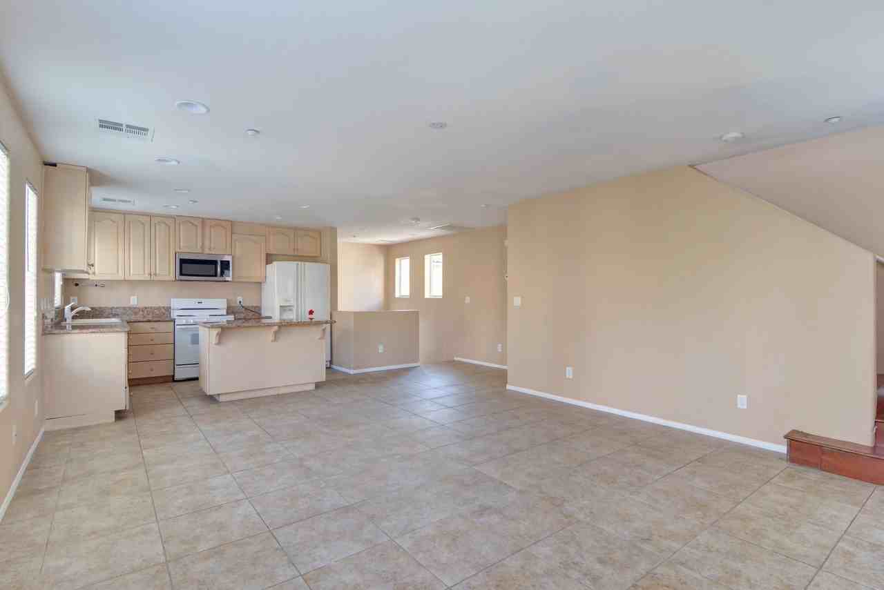 6484 Arrow Cottage Ct - Photo 2 of 11