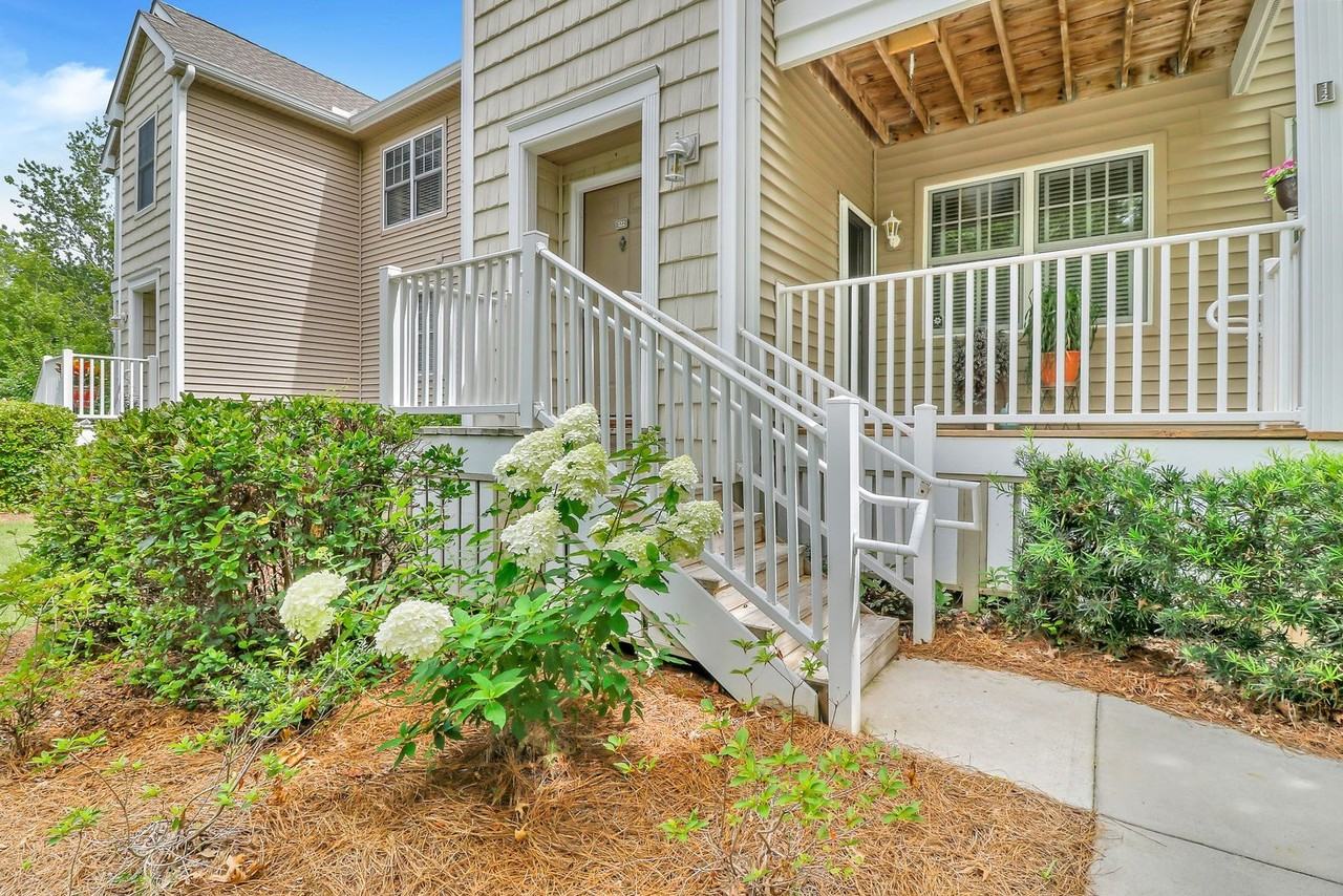 31 Summerfield Ct - Photo 3 of 25