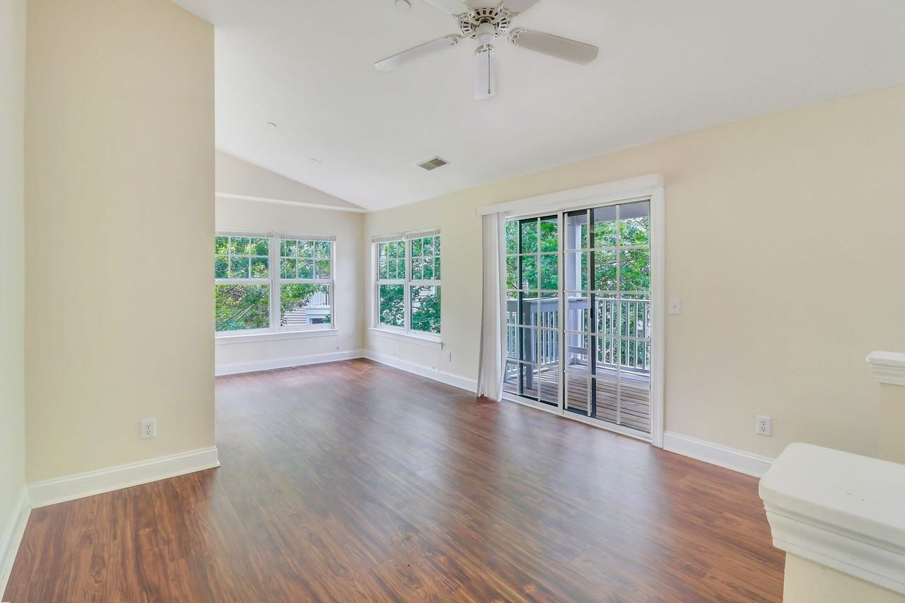31 Summerfield Ct - Photo 6 of 25