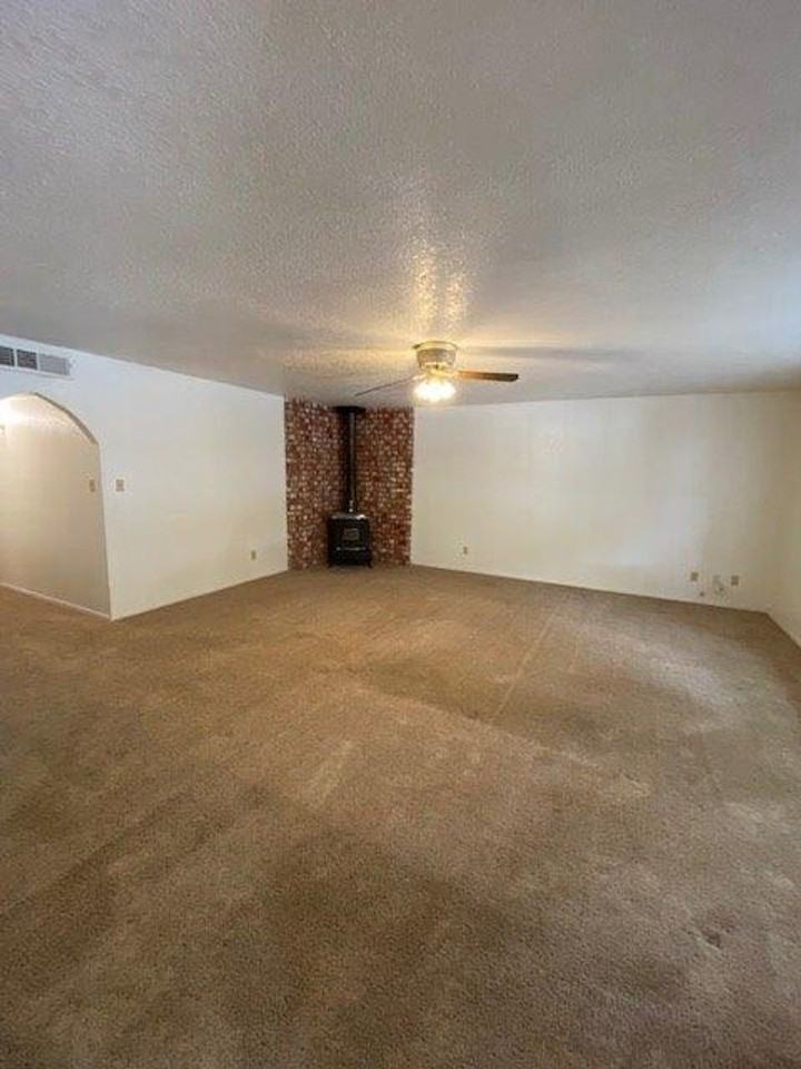 4670 April Pl - Photo 3 of 31