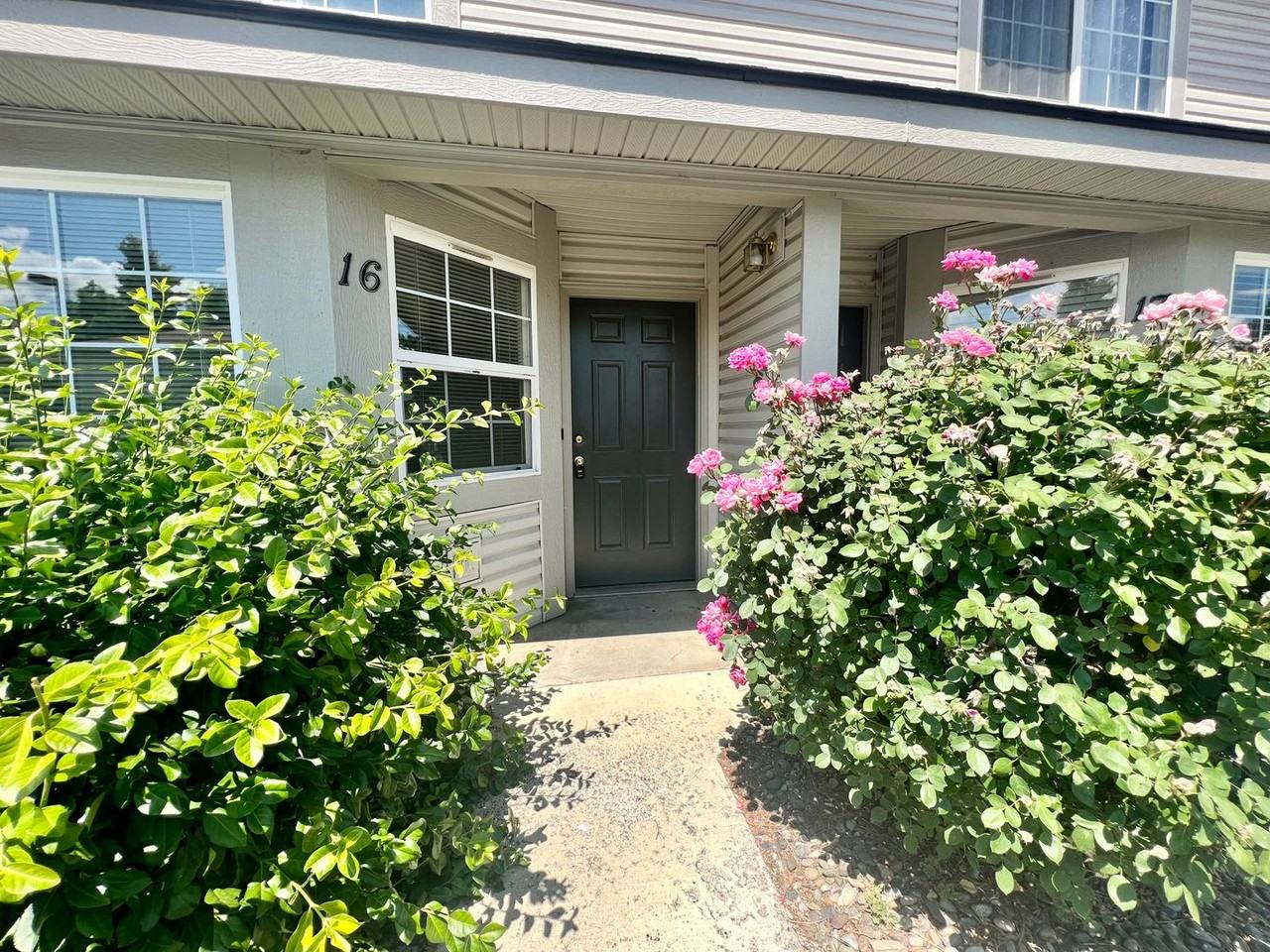 209 E 18th Ave #16