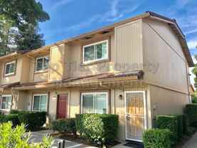 1803 Chinquapin Ct #F - Photo 1 of 1