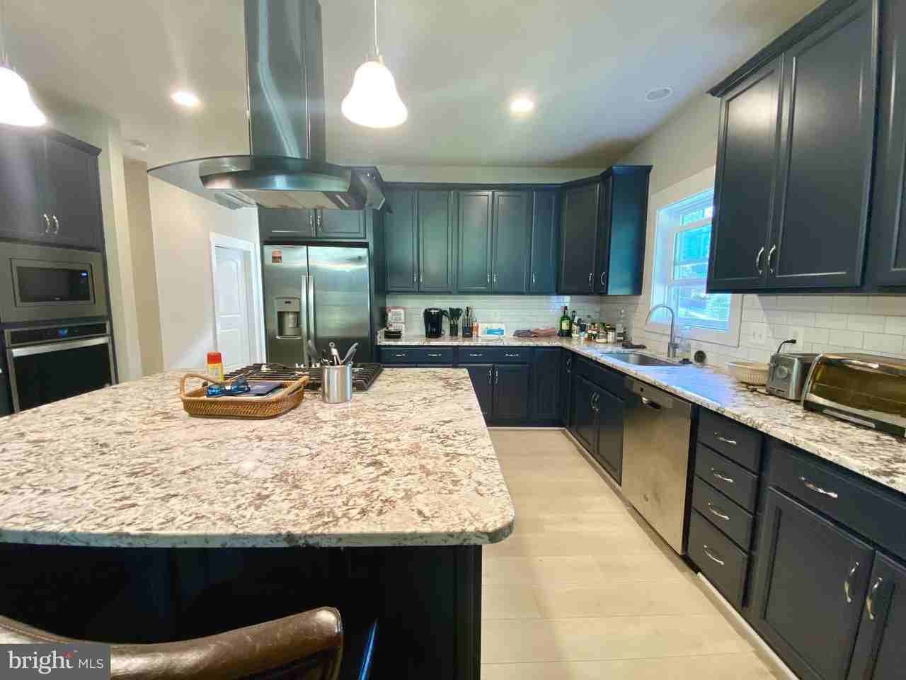 3607 Rose Ln - Photo 3 of 24