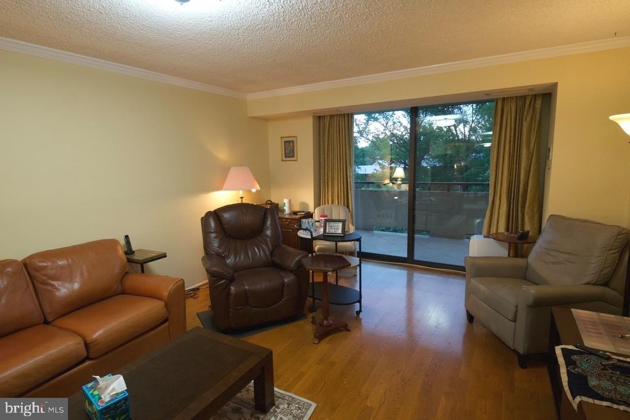 1800 Old Meadow Rd #818 - Photo 4 of 35