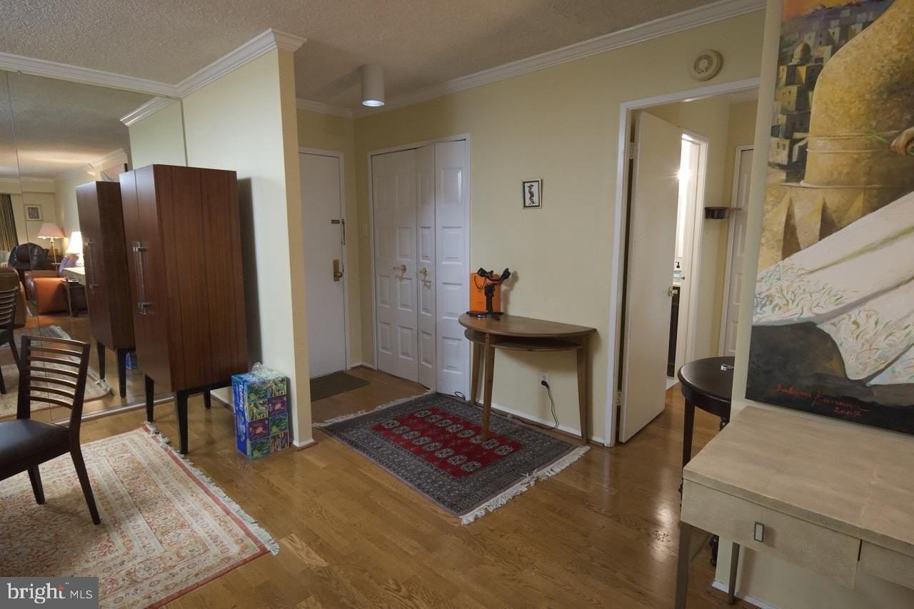 1800 Old Meadow Rd #818 - Photo 7 of 35