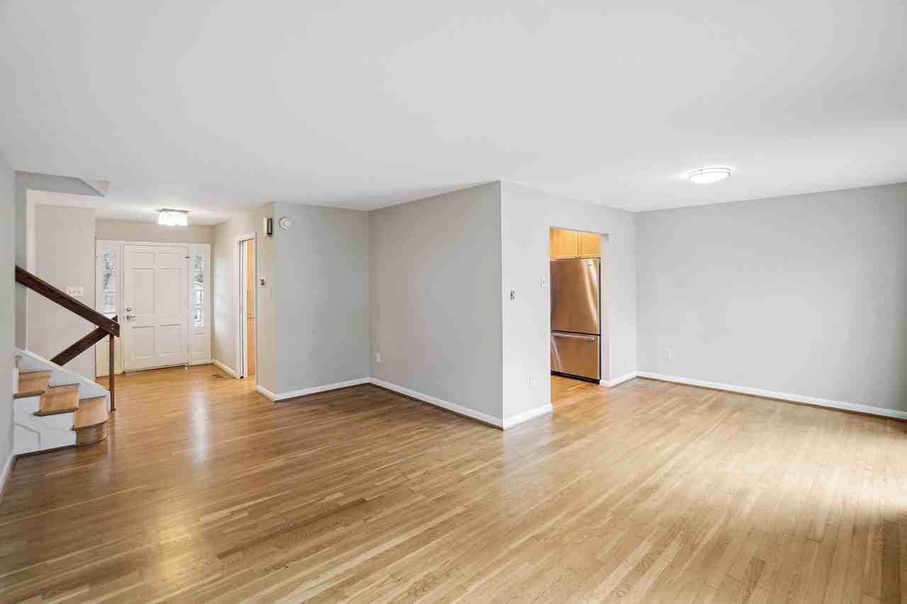 1710 Palm Springs Dr - Photo 3 of 22