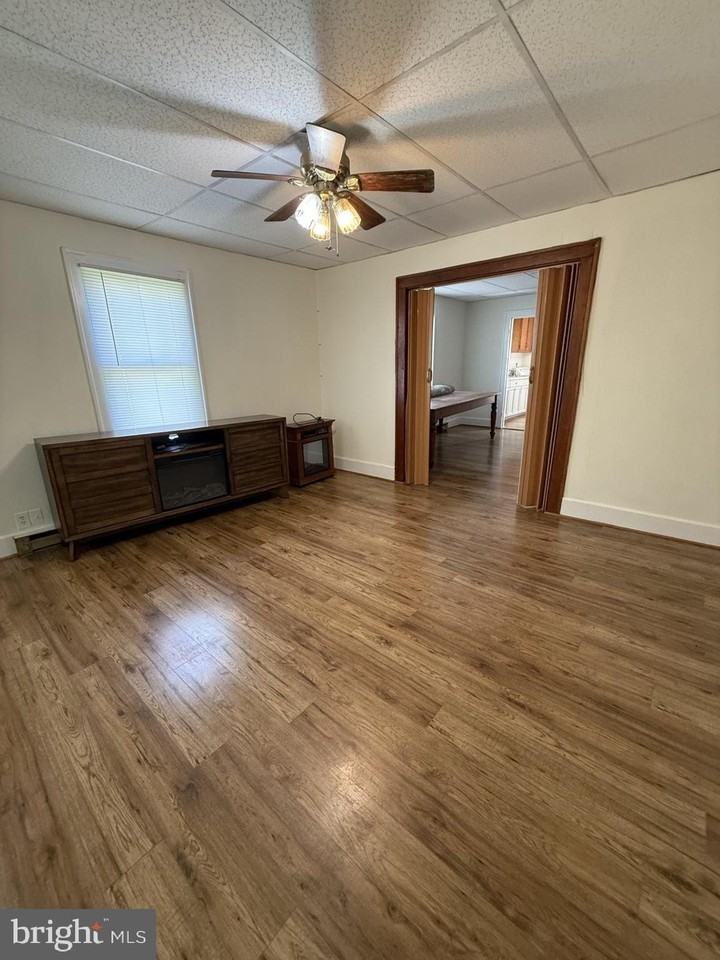 5497 Rosedale Dr - Photo 7 of 12